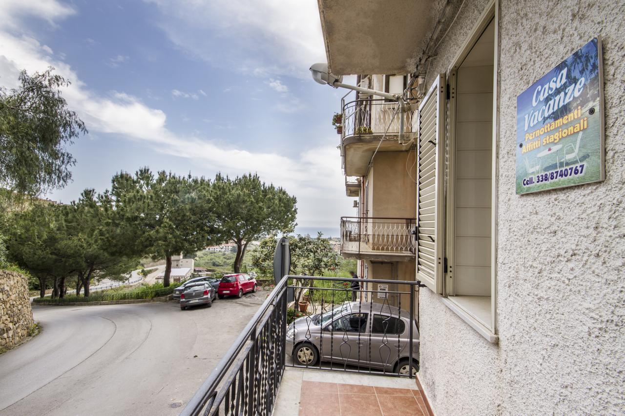 Casa Vacanza Paradise Vicino Cefalu Con Servizio Di Piscina A 3 Chilometri Apartment กัมโปเฟลิเช ดิ โรชเชลลา ภายนอก รูปภาพ